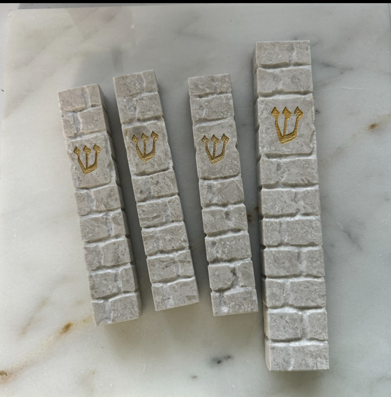 Jerusalem Stone Mezuzah – Natural Gold Shin