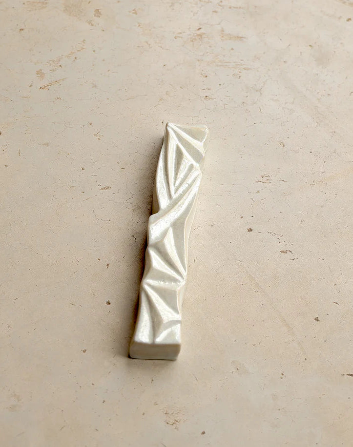Ceramic mezuzah "Diamond" white-cream color