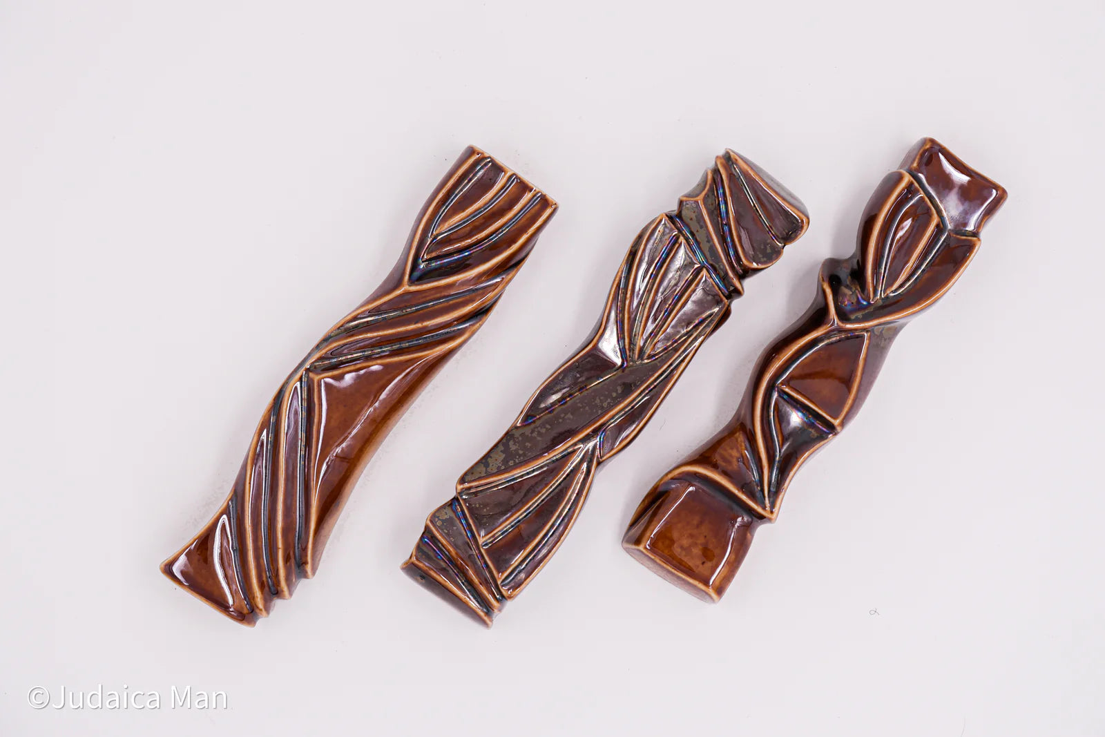 Ceramic mezuzah case "Sun Shin" Brown