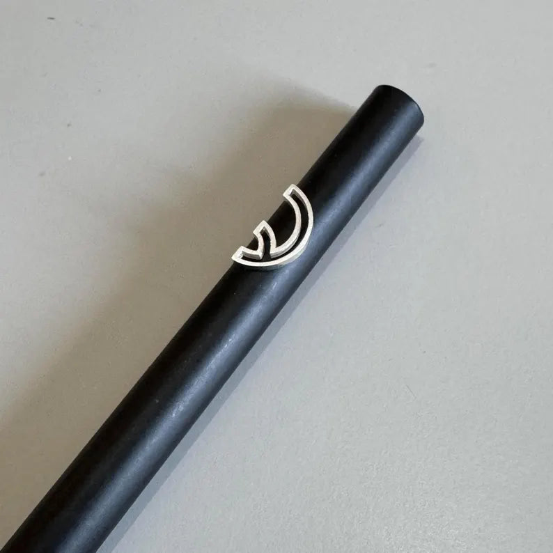 Minimalist Mezuzah Geometric Shin - Black