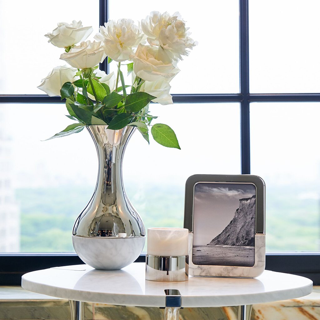 Frame Carrara Marble + Silver