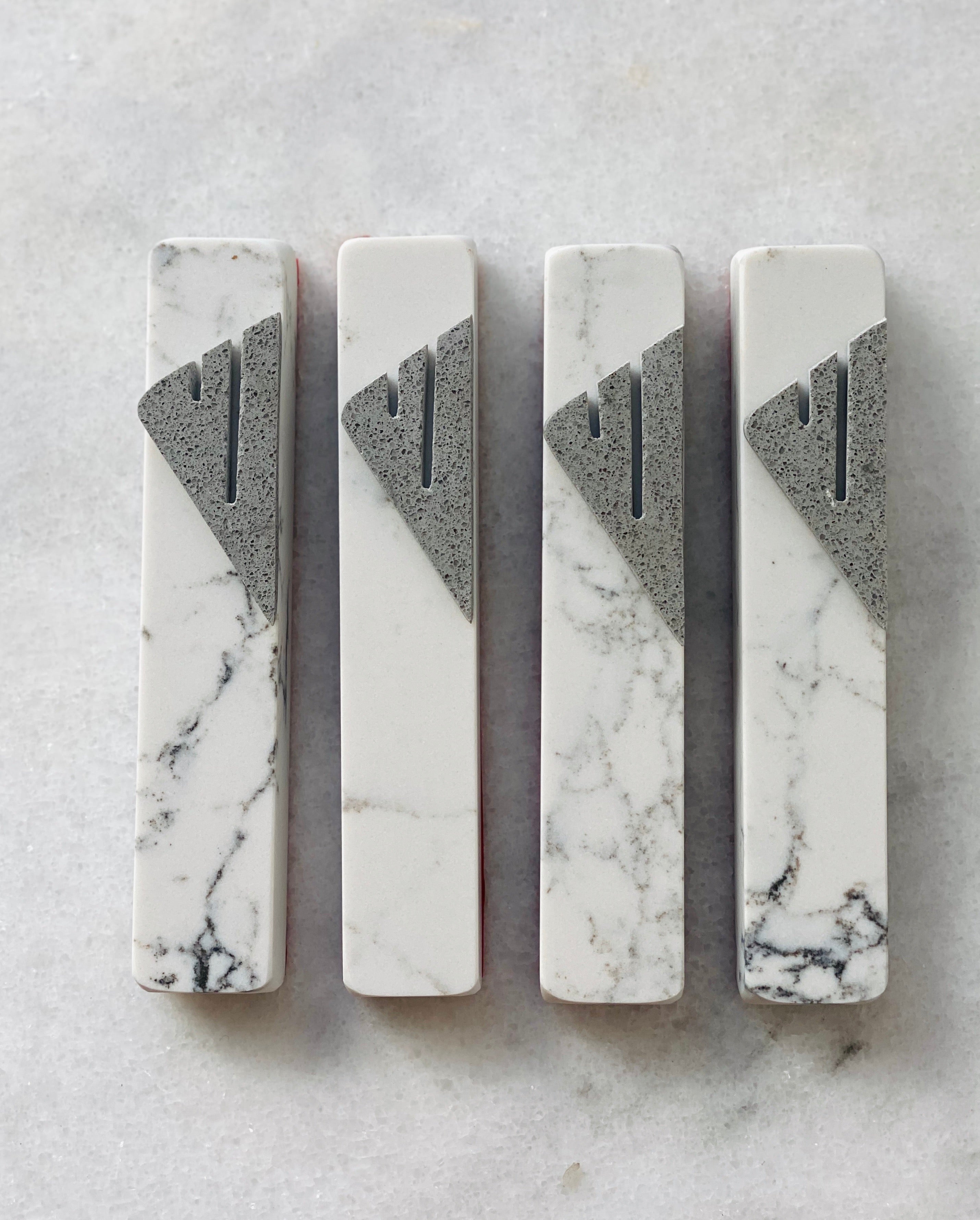 Carrara Mezuzah Urban Grey Shin