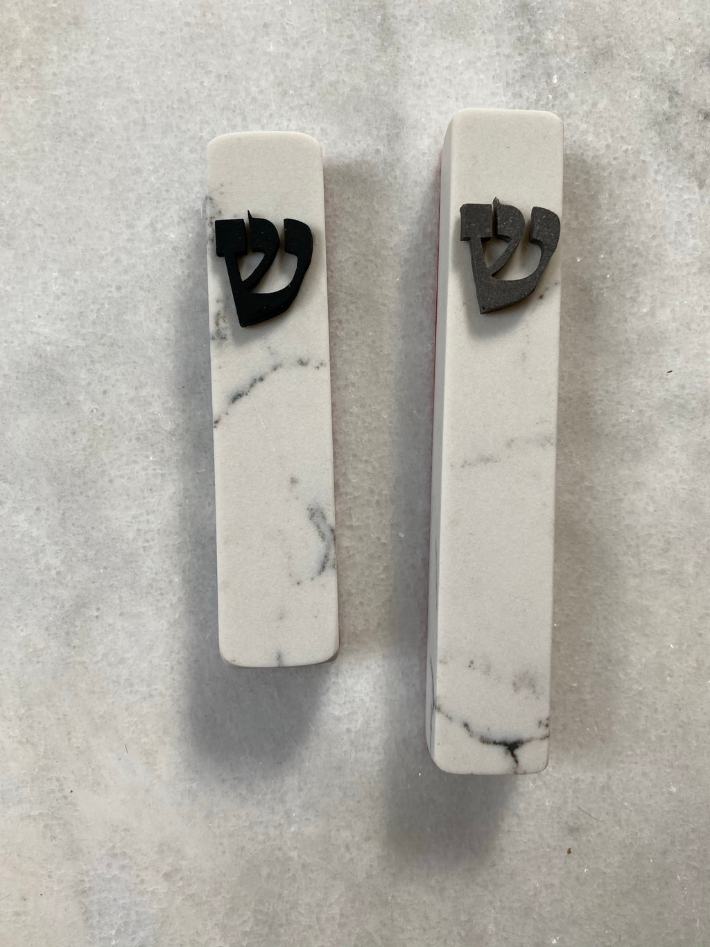 Carrara Mezuzah | Black Traditional Shin