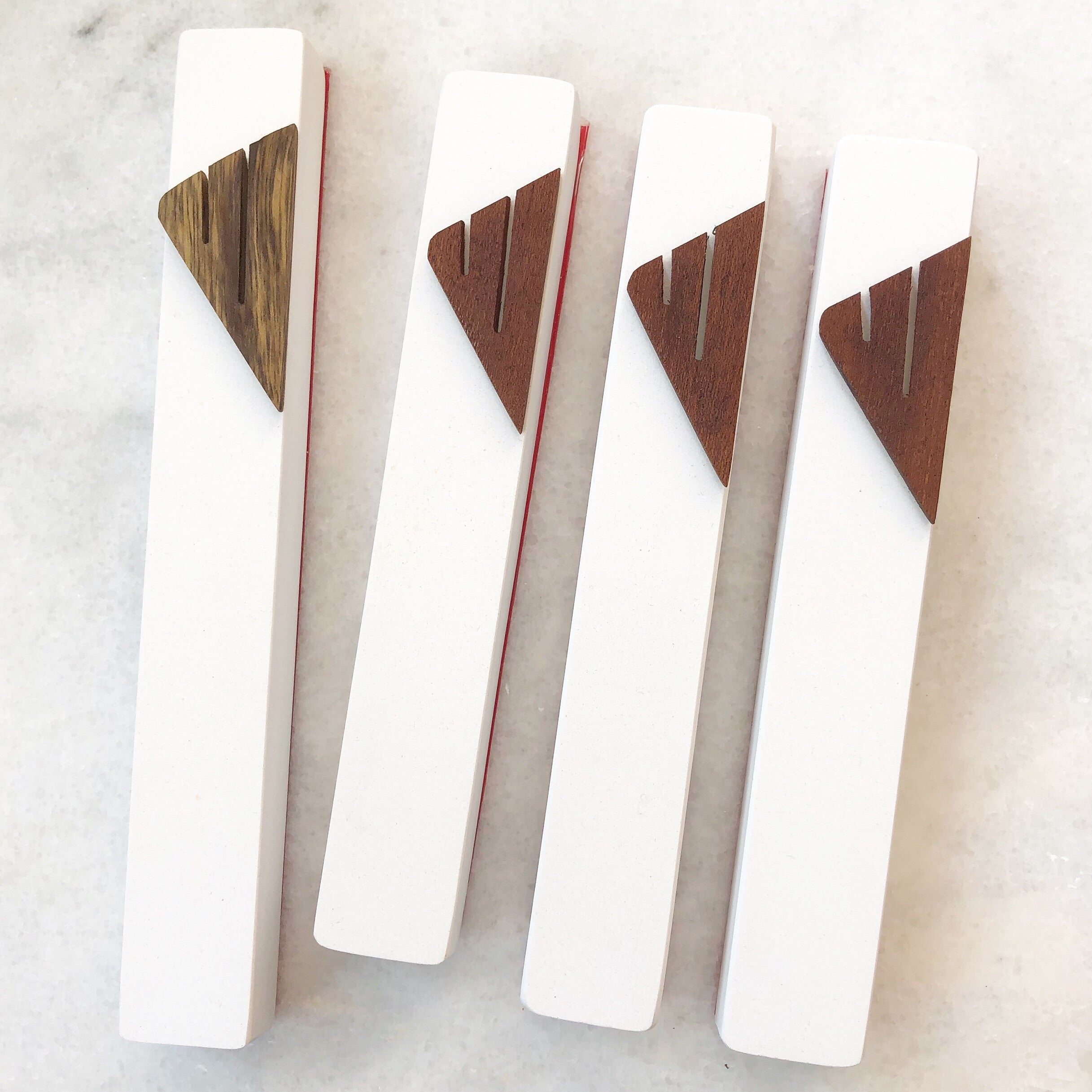 Chalk White | Choose your shin