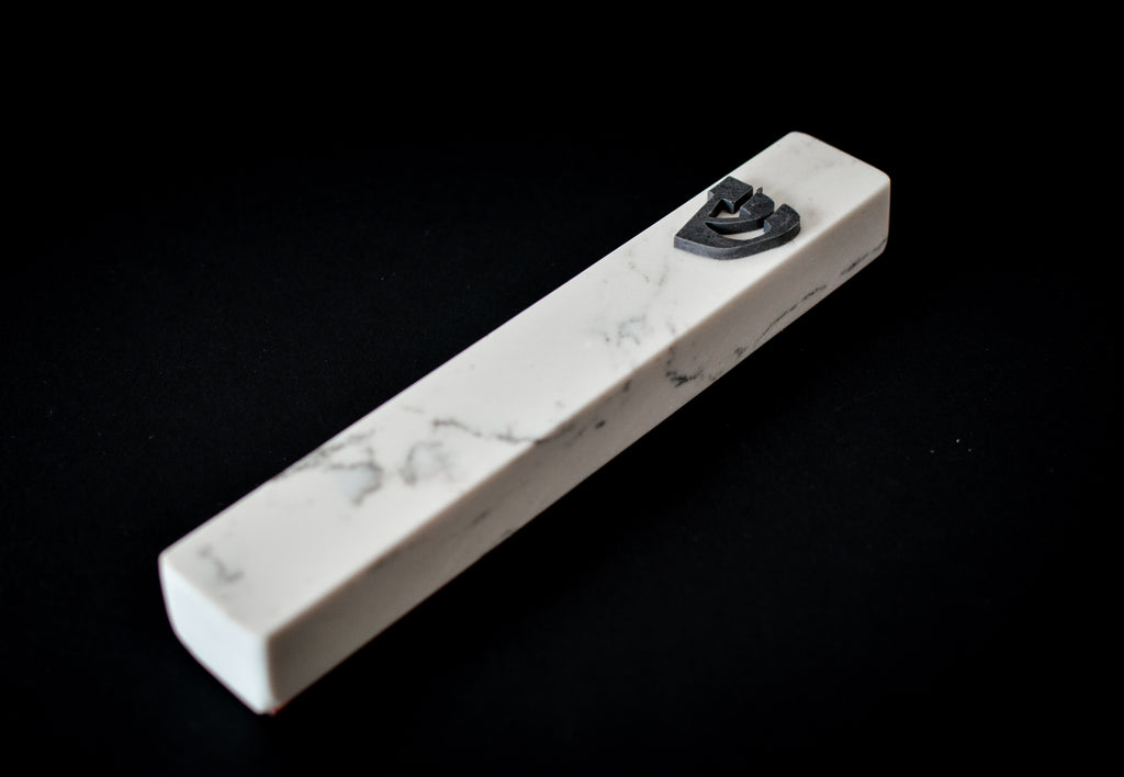 Carrara Mezuzah Traditional Shin