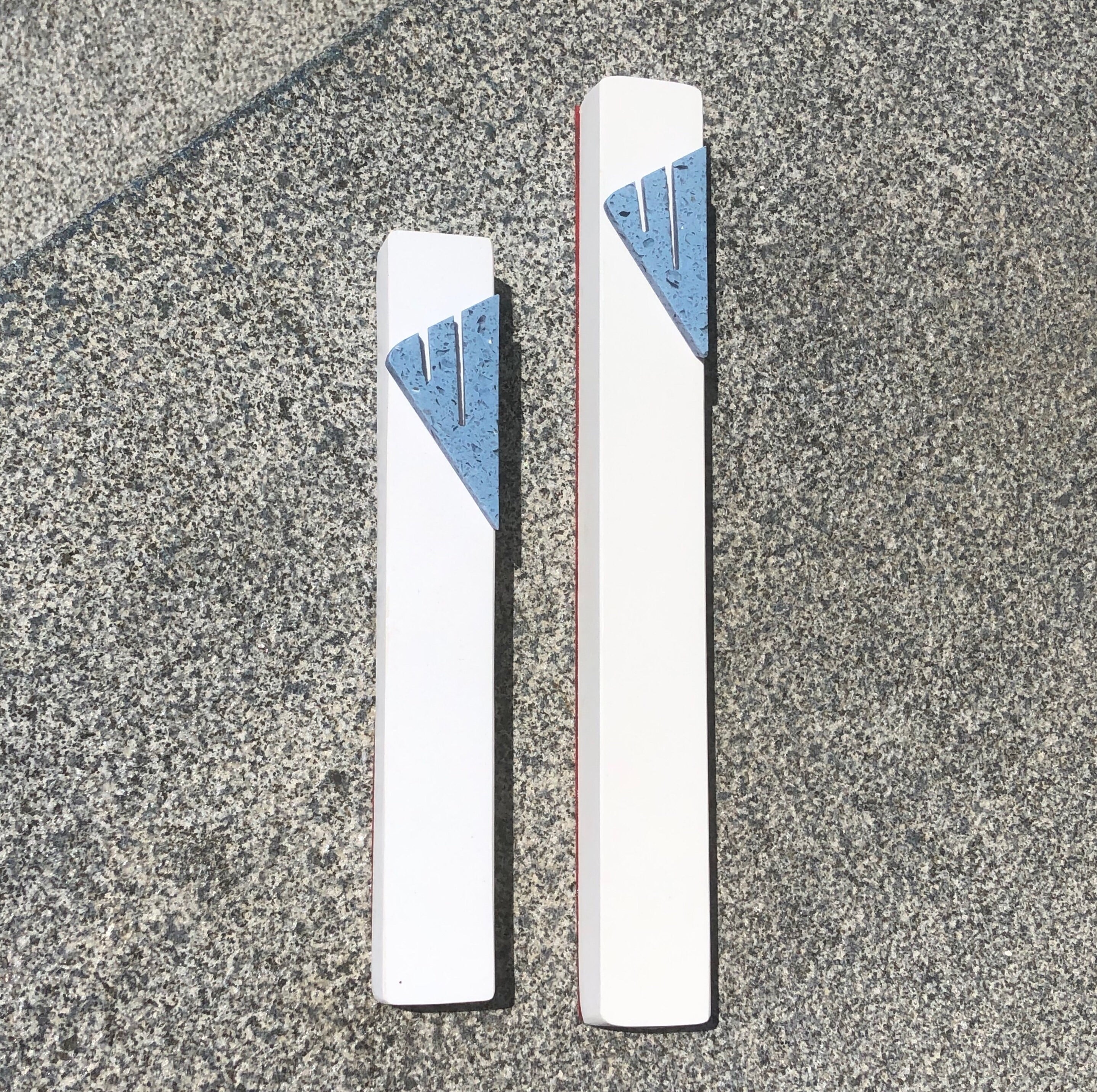 Chalk White Light Blue Shin