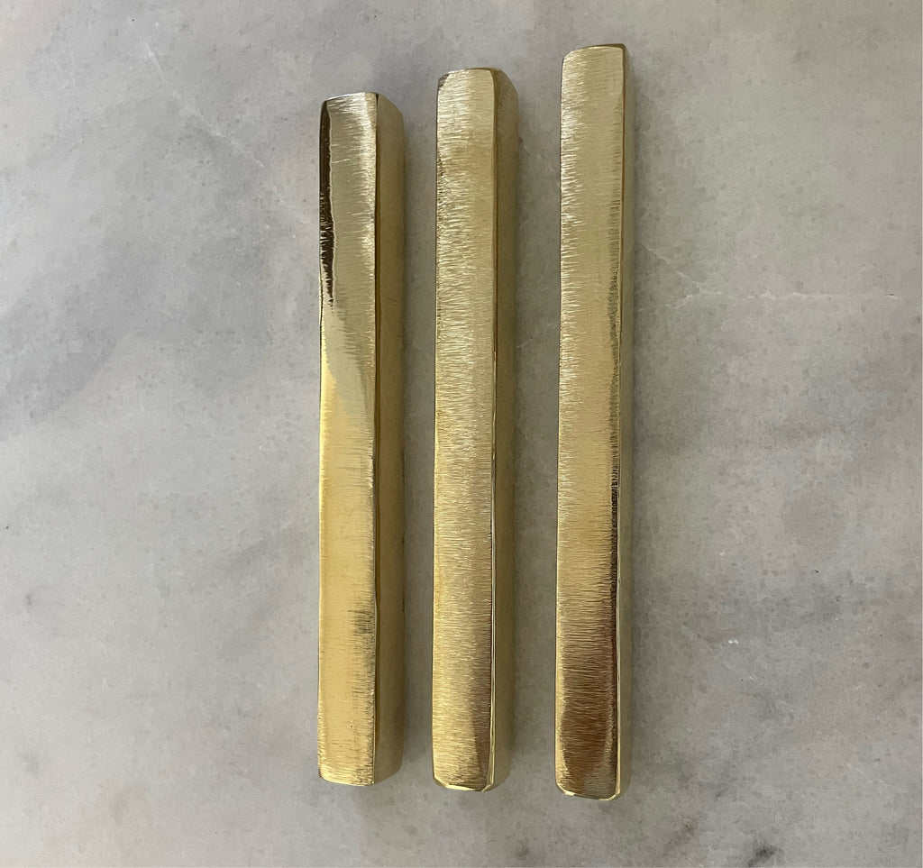 Rectangle Mezuzah with textured surface | Shiny Brass